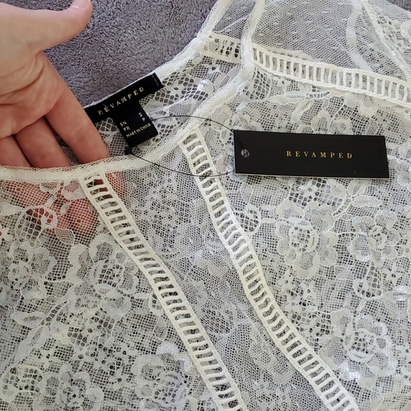 White Lace Top - Picture 3 of 3